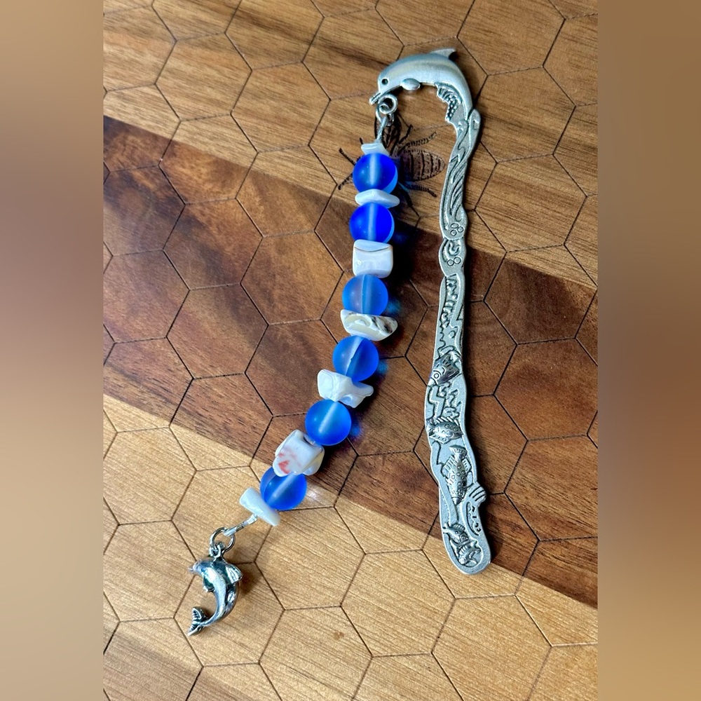 Dolphin theme bookmark